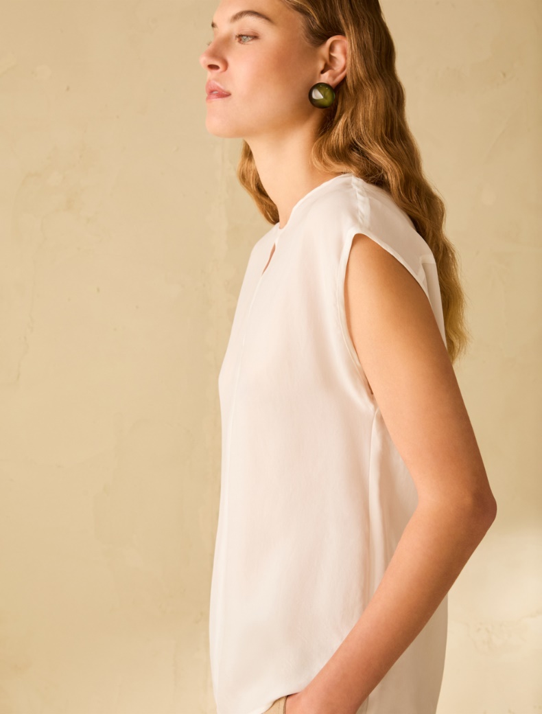 Flowing fabric blouse - WHITE - pennyblack