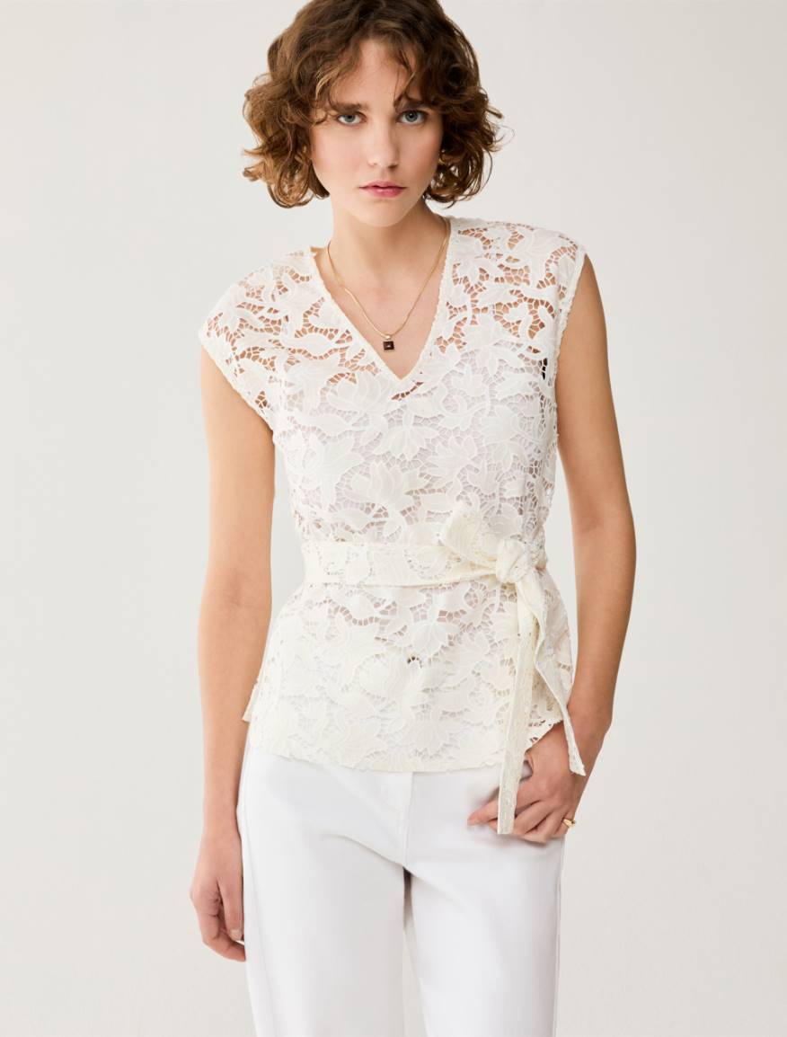 Broderie anglaise cotton blouse - IVORY - Pennyblack