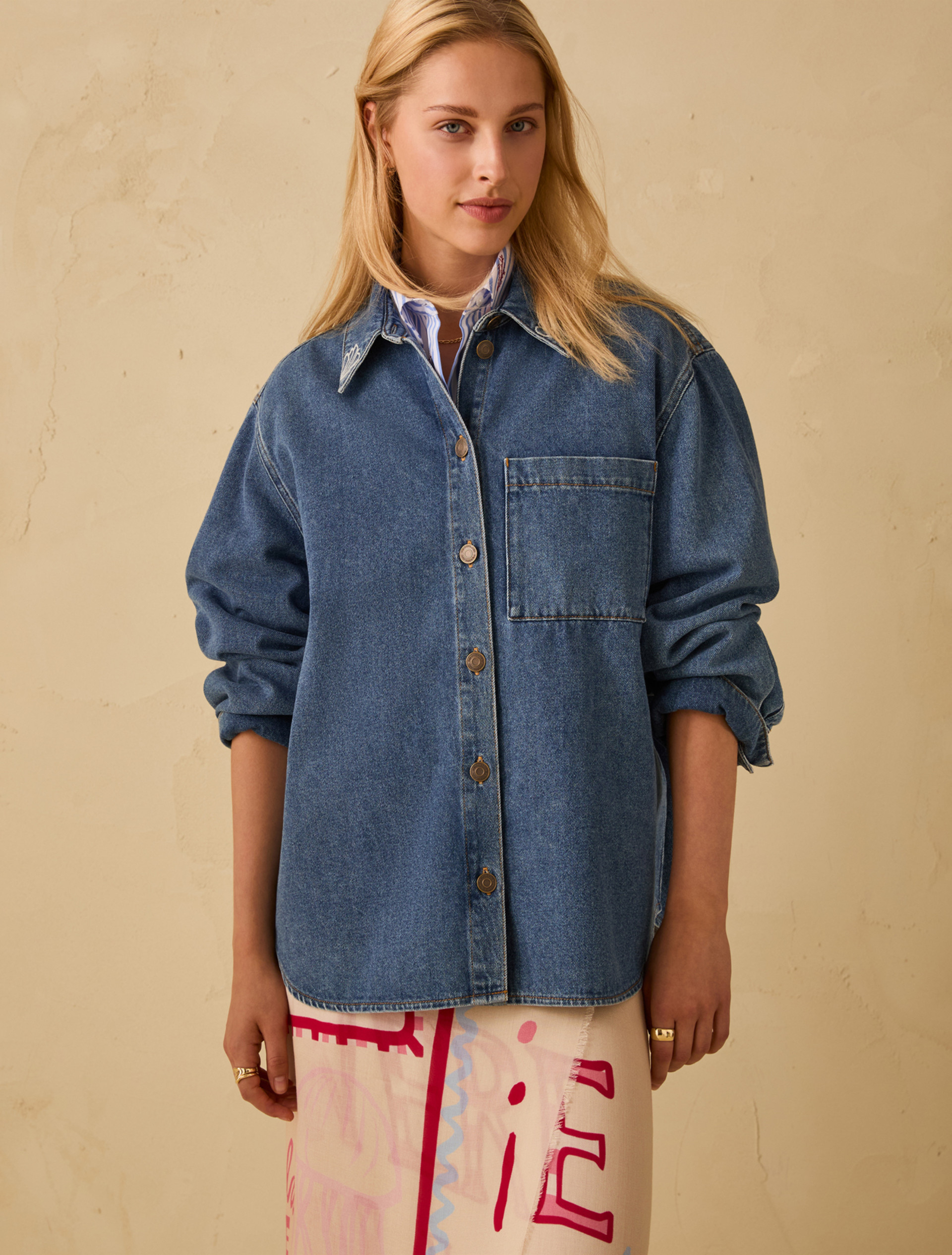 Denim shirt with embroidery - BLUE JEANS - pennyblack