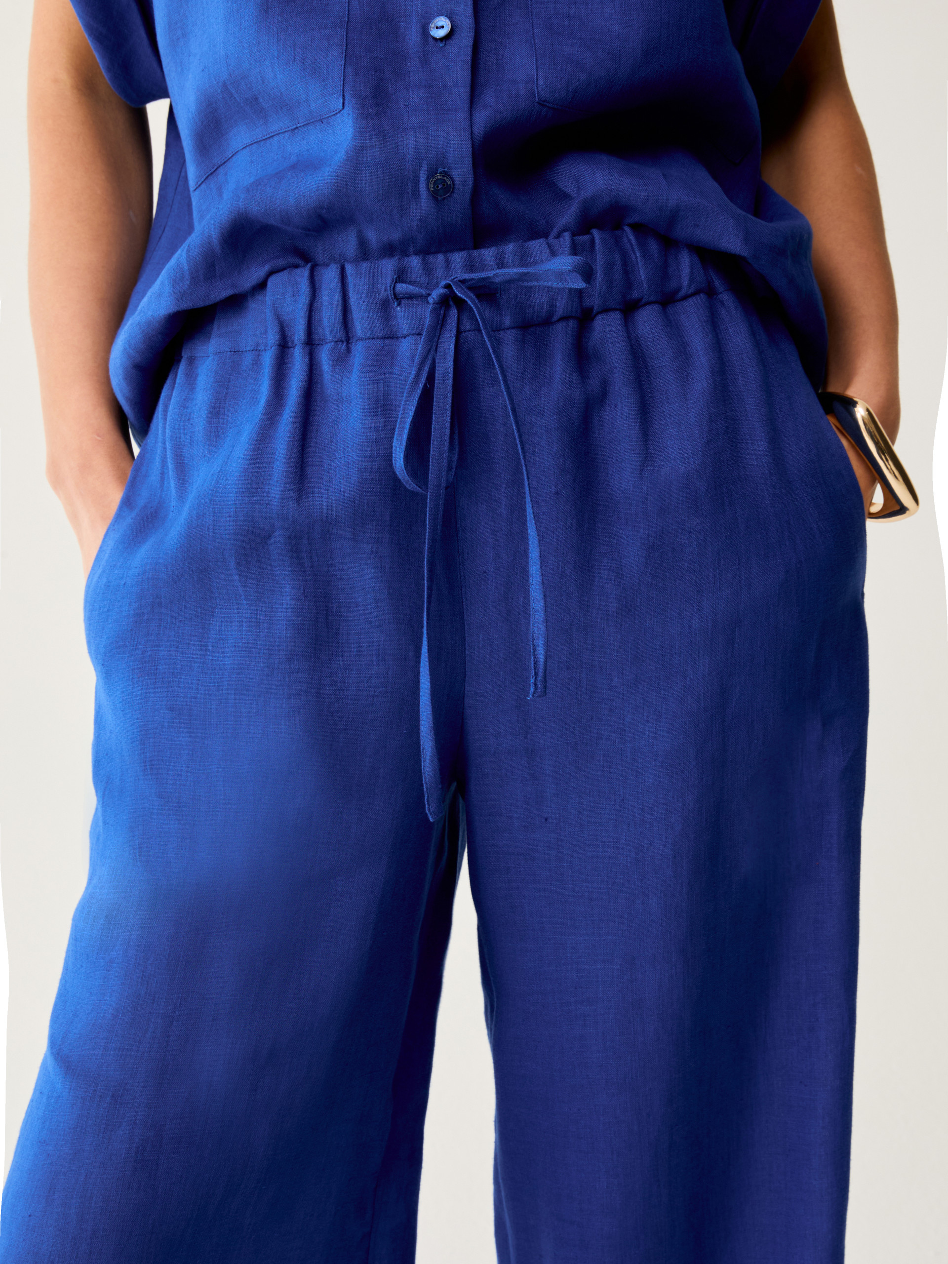 Wide-fit pure linen trousers - ELECTRIC BLUE - pennyblack