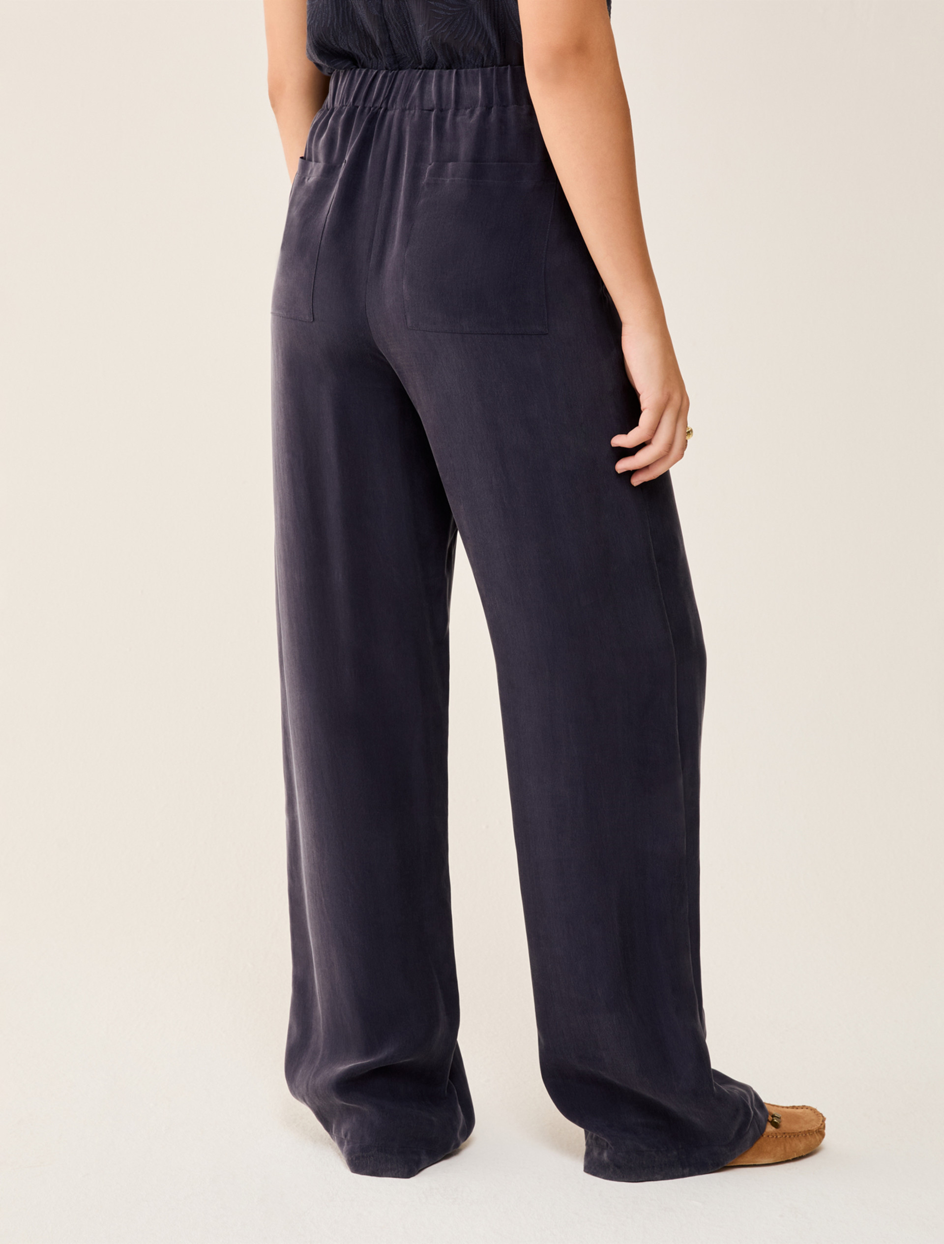 Flowing fabric wide-leg trousers - NAVY - pennyblack