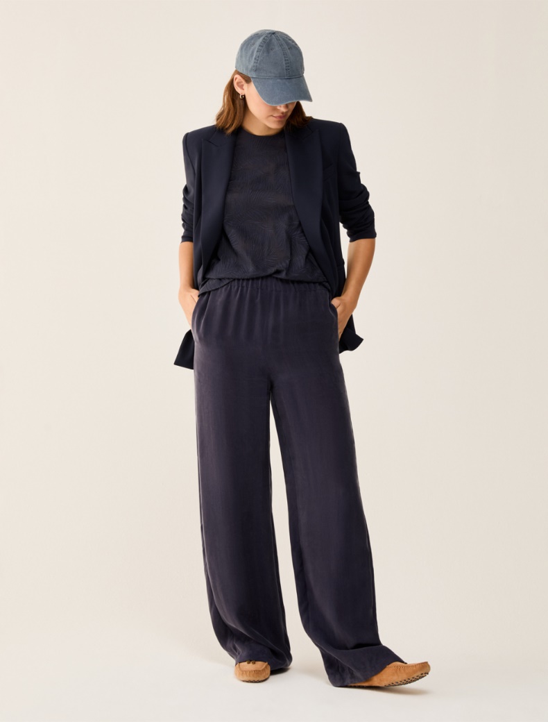 Flowing fabric wide-leg trousers Flowing fabric wide-leg trousers - NAVY - pennyblack