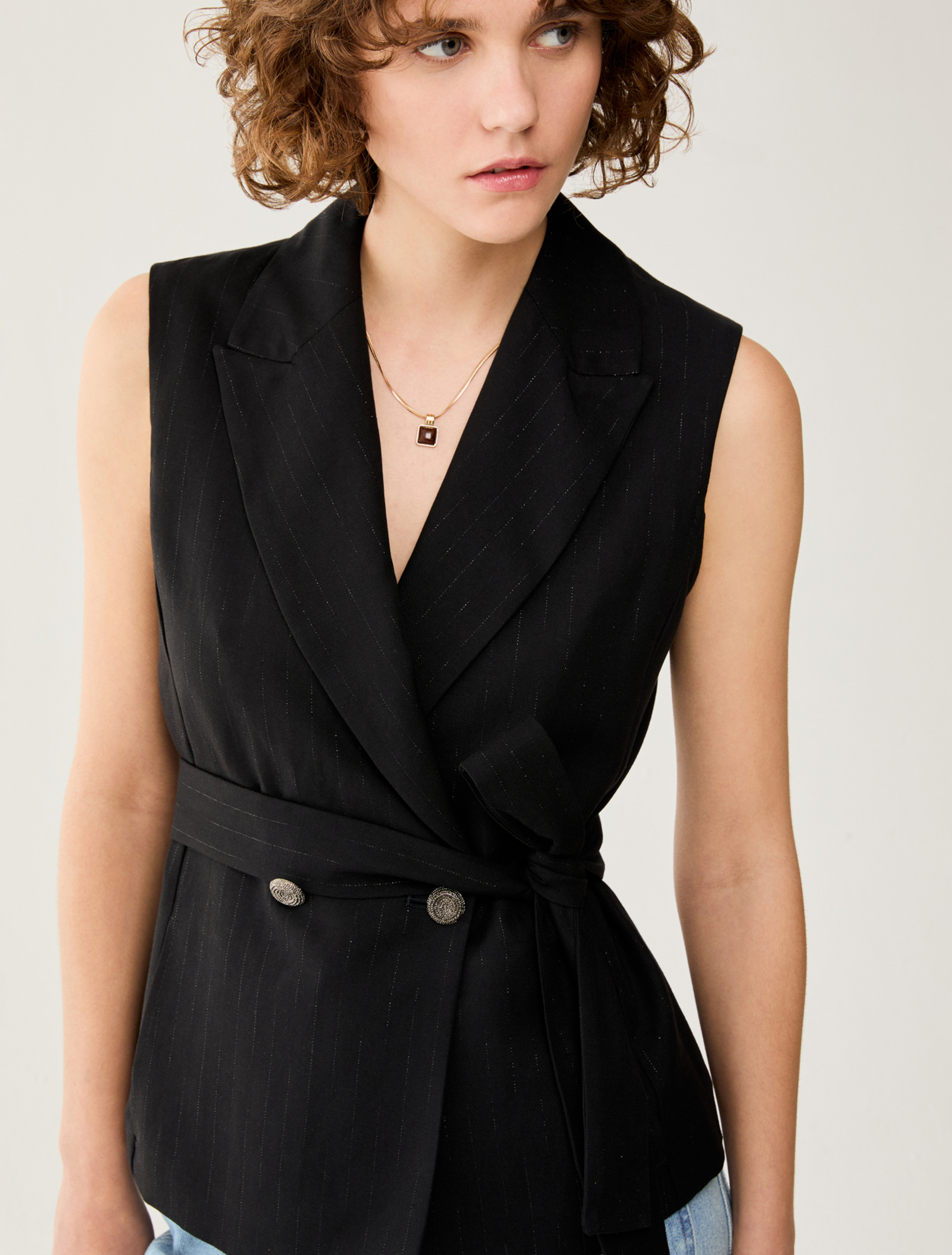 Lamé pinstriped vest - BLACK - pennyblack
