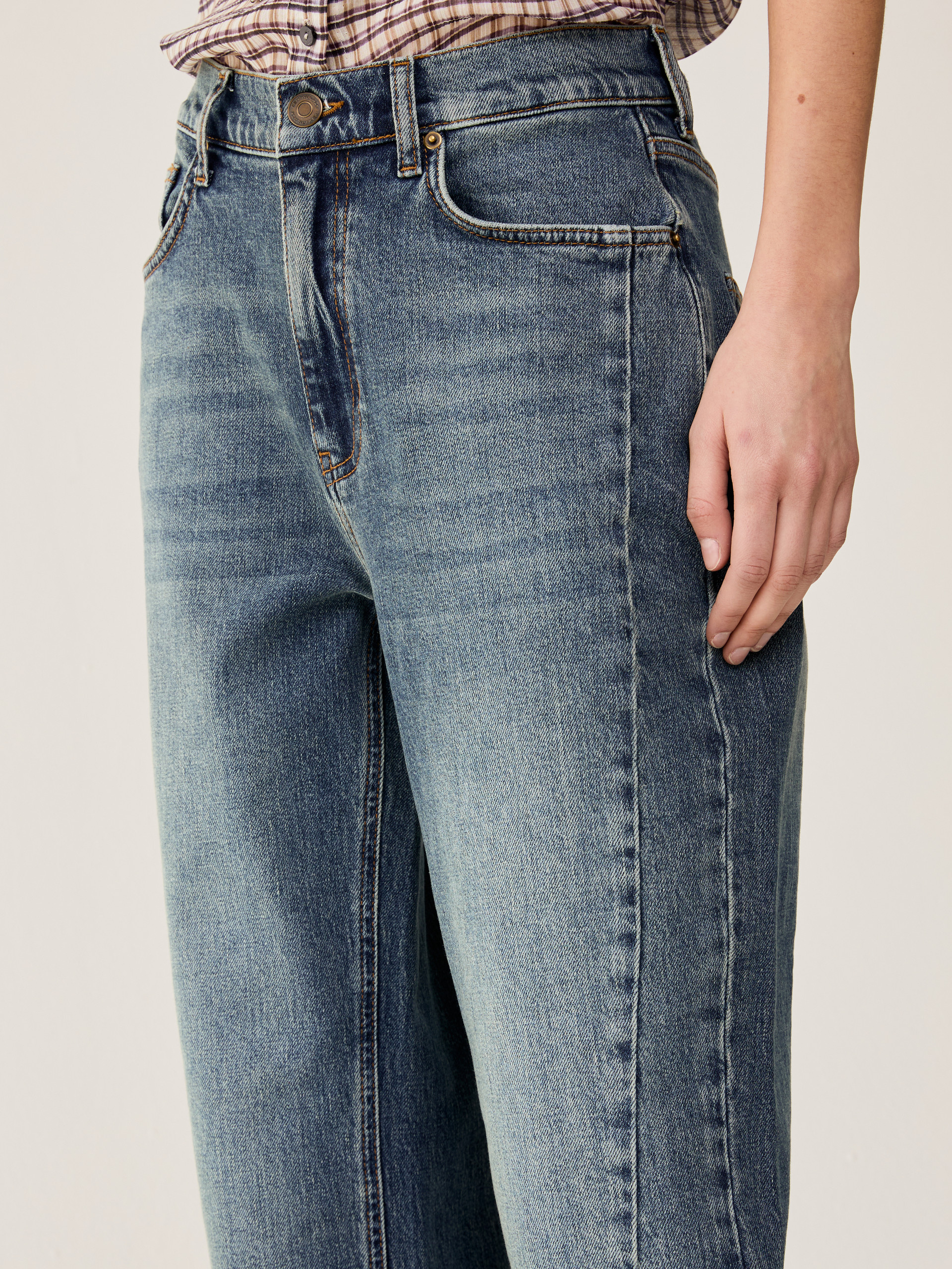 Stone-washed barrel-leg jeans - BLUE JEANS - pennyblack