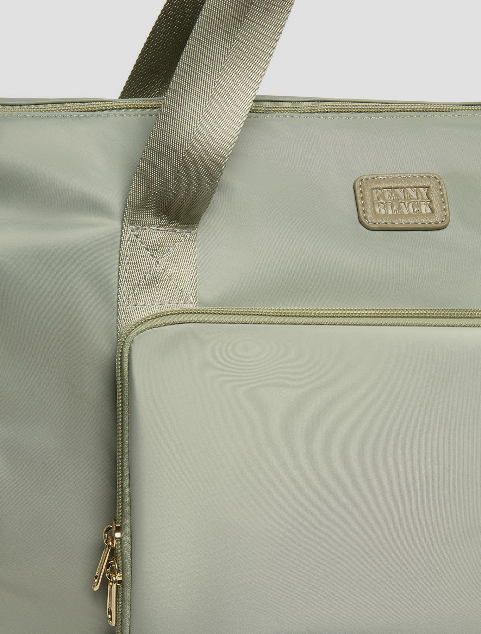 Folding travel bag - SAGE GREEN - pennyblack