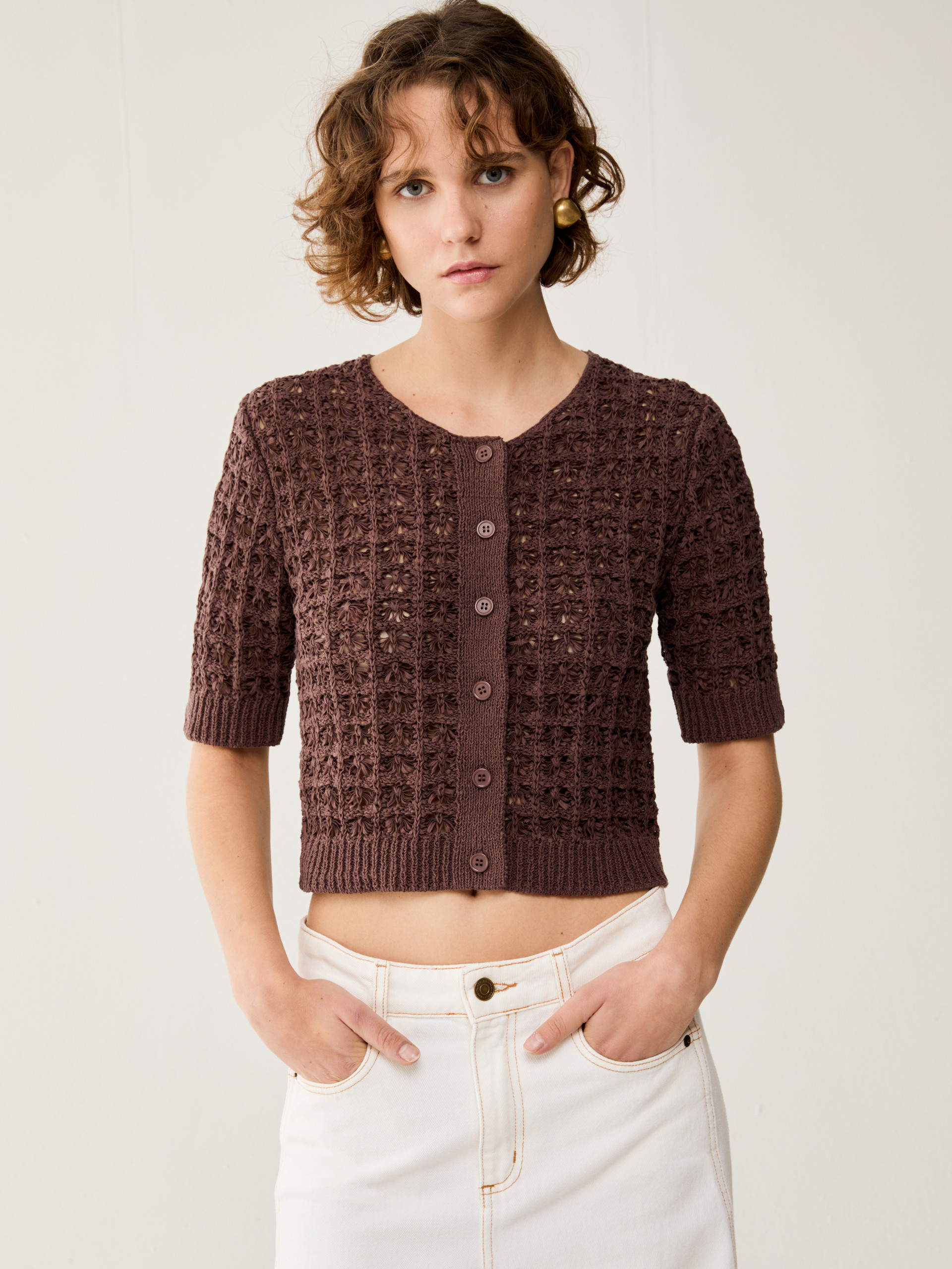 3D-knit cropped cardigan - BROWN - pennyblack