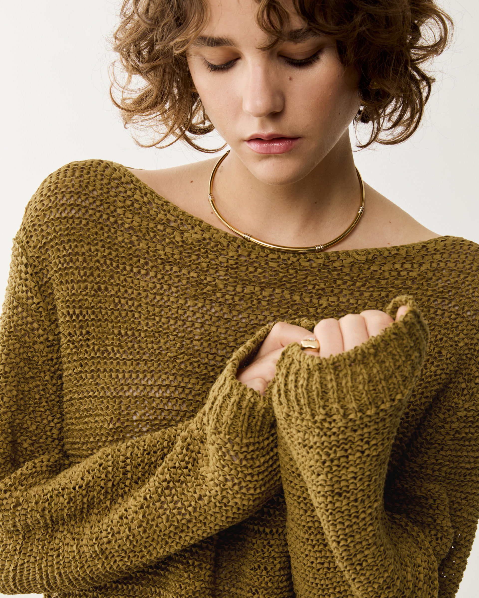 3D-textured sweater - OLIVE - pennyblack