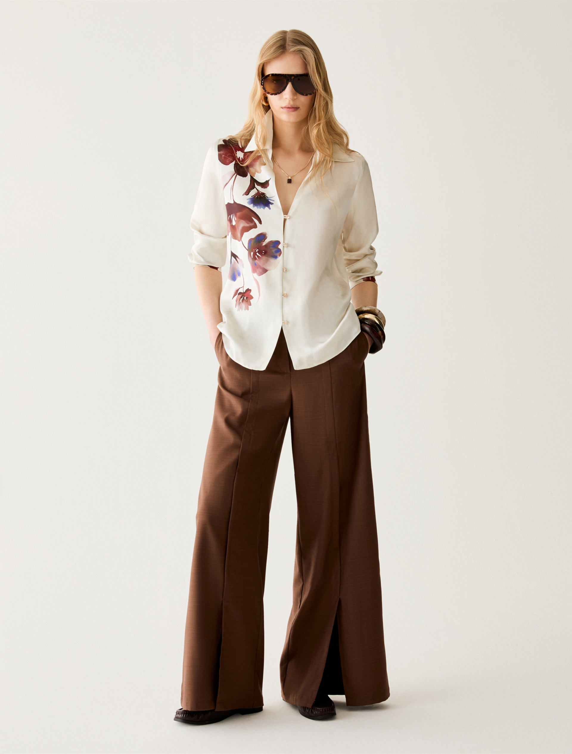 Wide-fit trousers with slits - TOBACCO BROWN - pennyblack