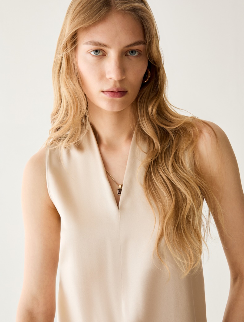 Stretch silk satin top - ALMOND - pennyblack