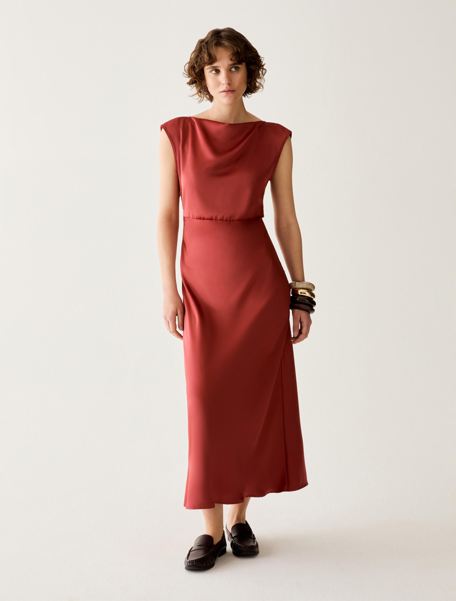 Satin dress with draping - RED - pennyblack