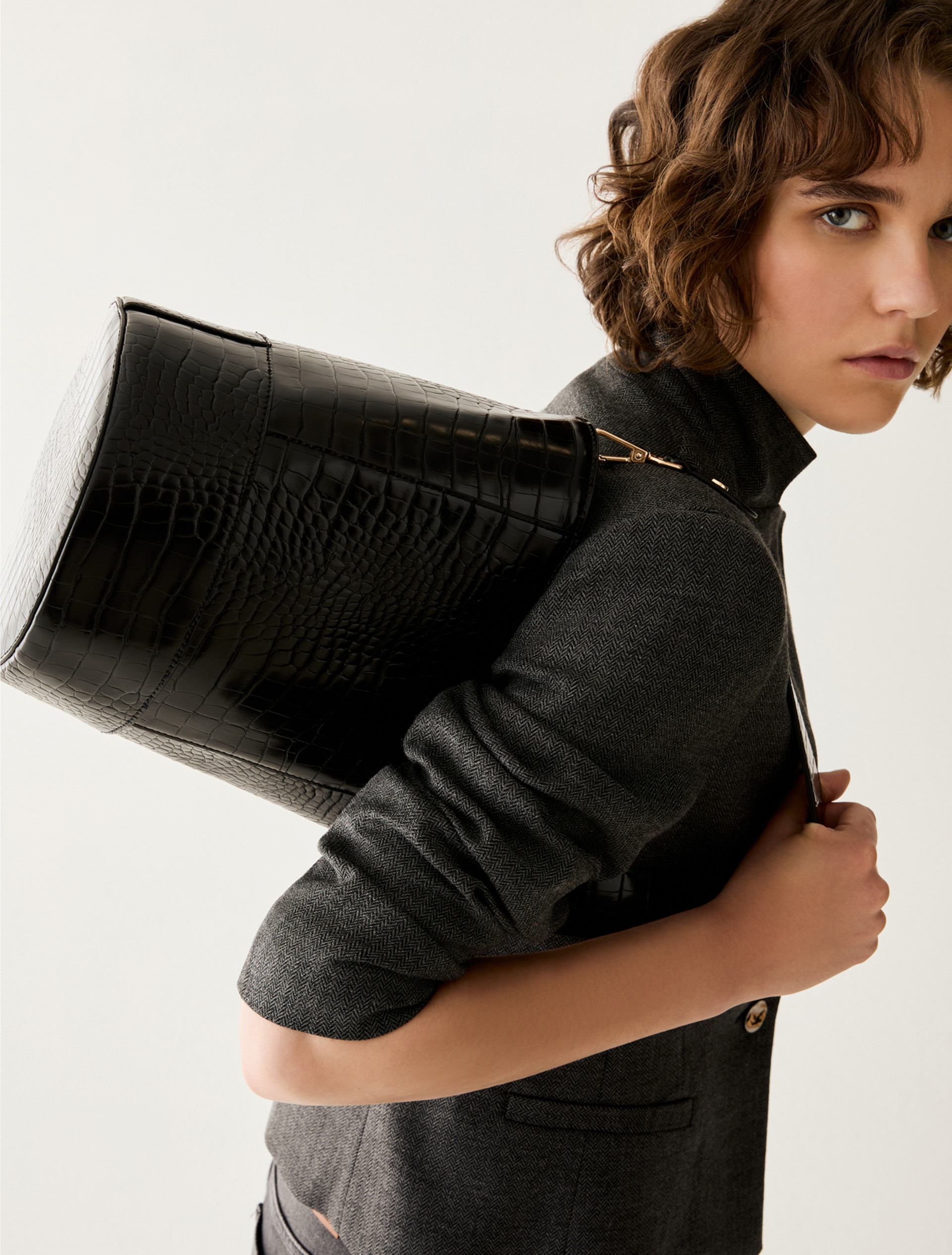 Croc-embossed bucket bag - BLACK - Pennyblack - 5
