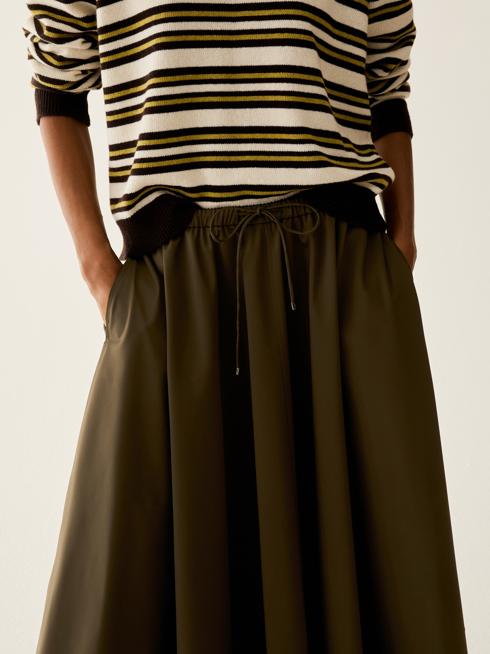 Technical satin midi skirt - KAKI - Pennyblack - 4